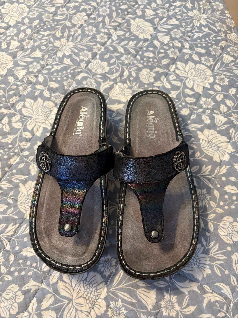 Alegria Women's Black Iridescent Thong Sandals
